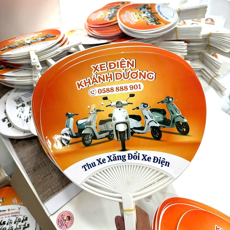 In Quạt Nhựa Quảng Cáo Theo Yêu Cầu